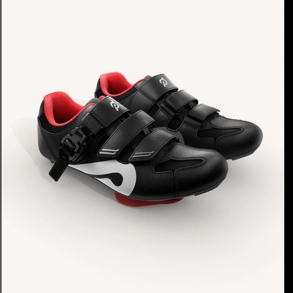 NEW Peloton Cycling Shoes Size 42 - Picture 1 of 3